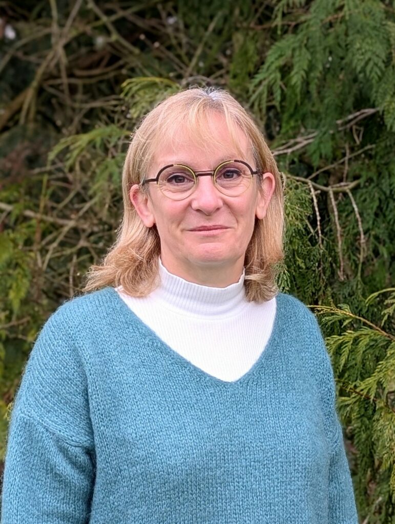 KM